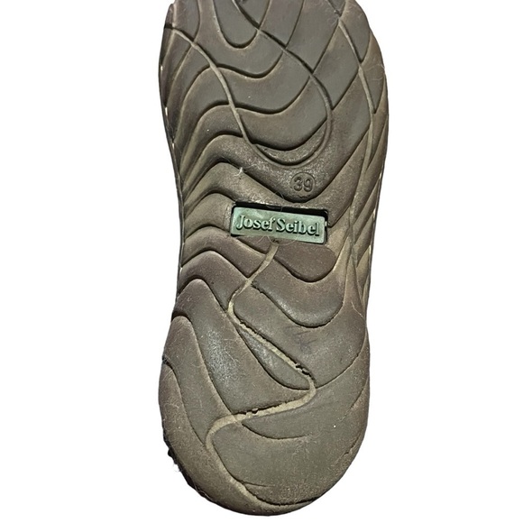 Josef Siebel Red Leather Short Boots - Lace Up - Size 39/8.5 Very Good Condition - Picture 6 of 10